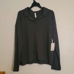 Long sleeve collared shirt